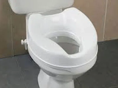 Toilet Raiser with Lid